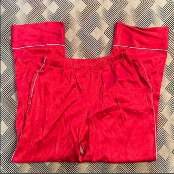 Victoria’s Secret Satin Polka Dot Pajama Pants - Picture 2 of 9